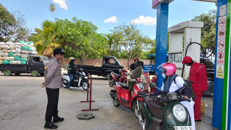 Polres Barru Cek Stok di SPBU Siawung, Pastikan Ketersediaan BBM Aman