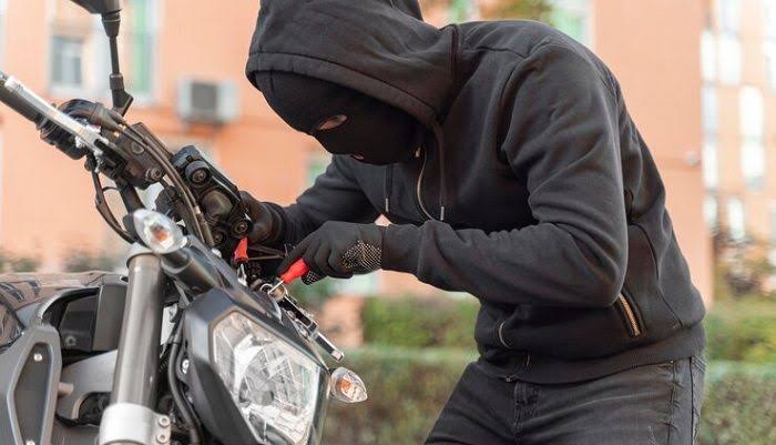 Kabur ke Bombana, Terduga Pelaku Curanmor Dibekuk Resmob Polres Pinrang