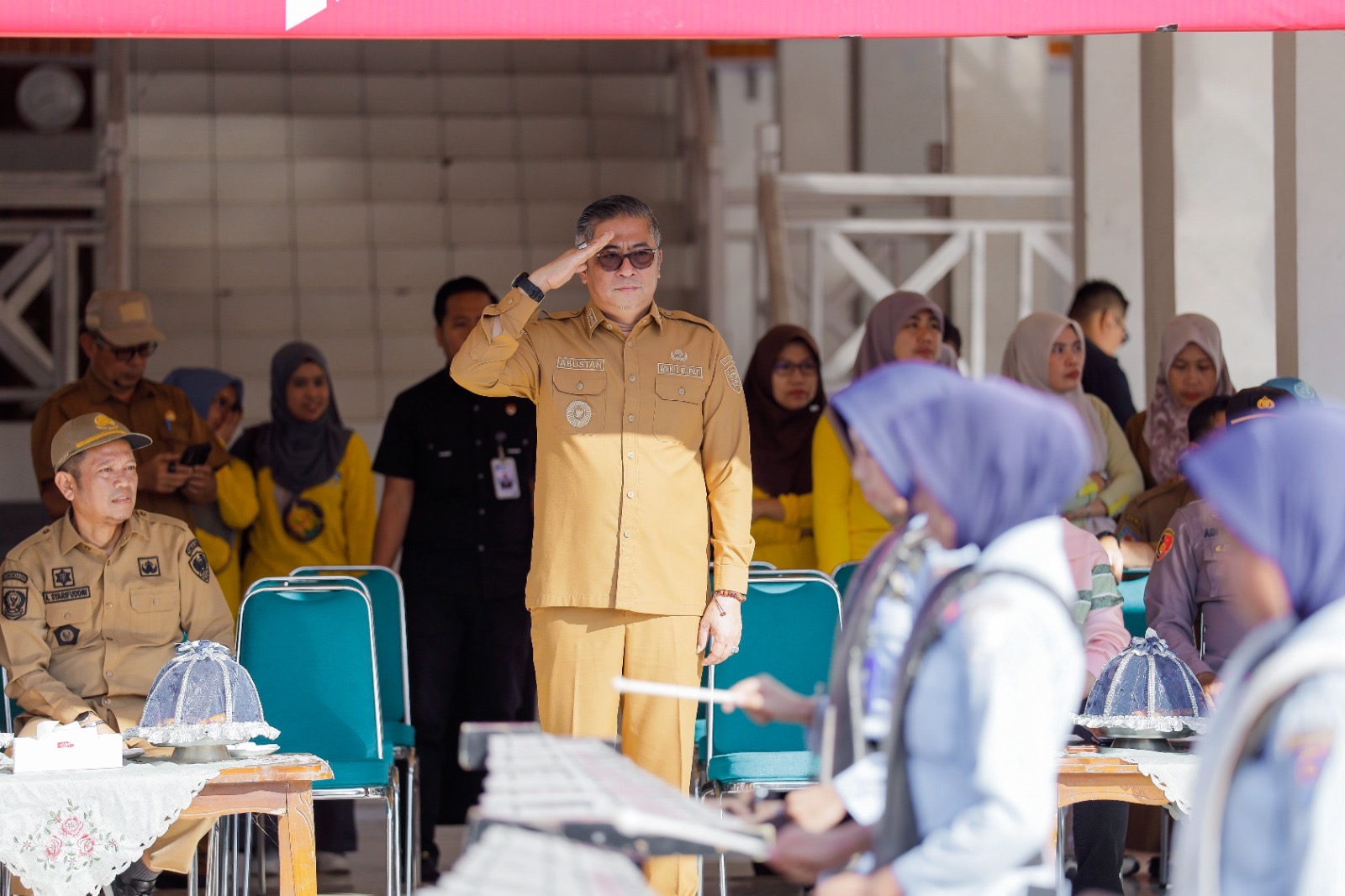 Gerak Jalan HUT ke-81 RI Semarak, Pelajar Barru Tampilkan Kreativitas dan Semangat Perjuangan