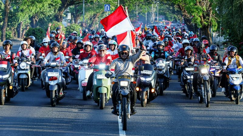 Kapolres Barru Pimpin dan Kawal Langsung Konvoi Merah Putih Semarakkan HUT RI ke-81