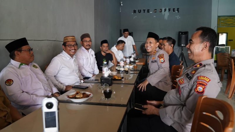 Perkuat Sinergi, Kapolres Parepare Silaturahmi dengan Ketua MUI