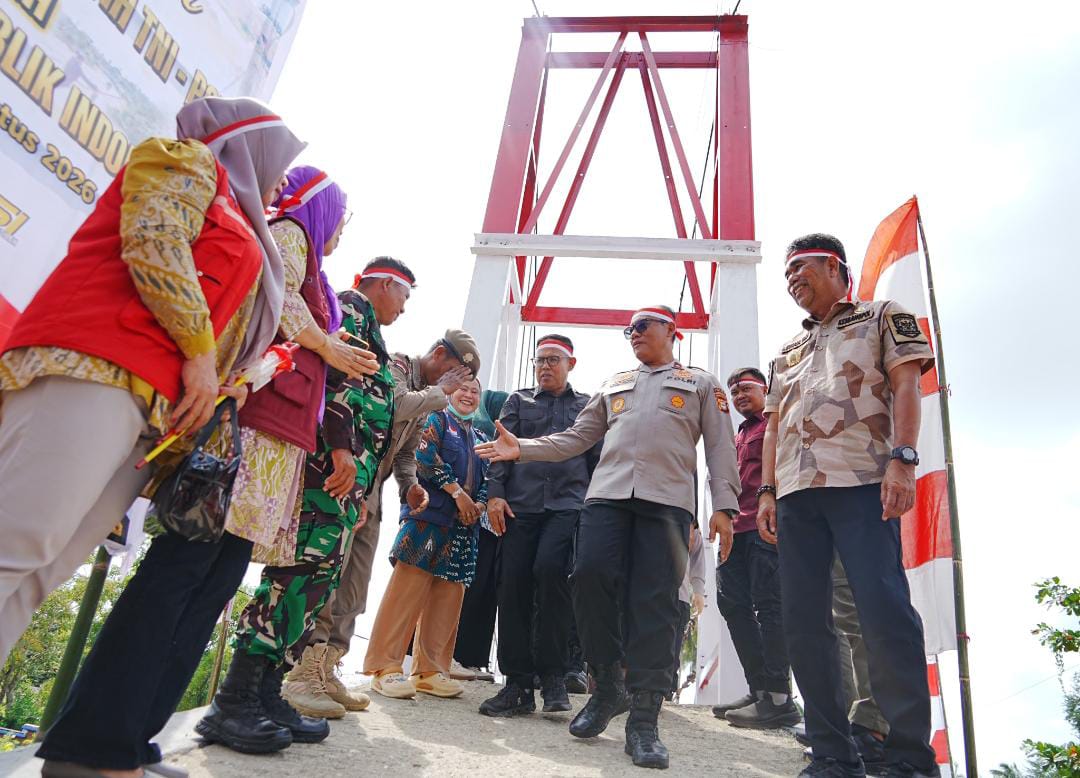 Wakapolda Sulsel Resmikan Jembatan di Dusun Bulu, Wujud Nyata Polri Hadir Berikan Manfaat bagi Masyarakat