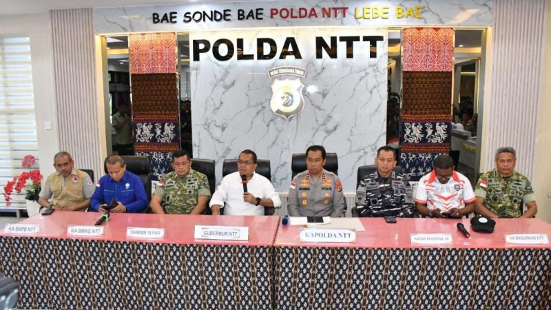 Pasca Gempa M7,7, Polres Sikka Bergerak Cepat Tangani Dampak dan Evakuasi Korban