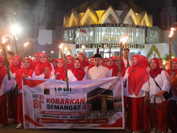 Wali Kota Tasming Hamid Lepas Kirab Obor IPHI Parepare Sambut HUT ke-81 RI