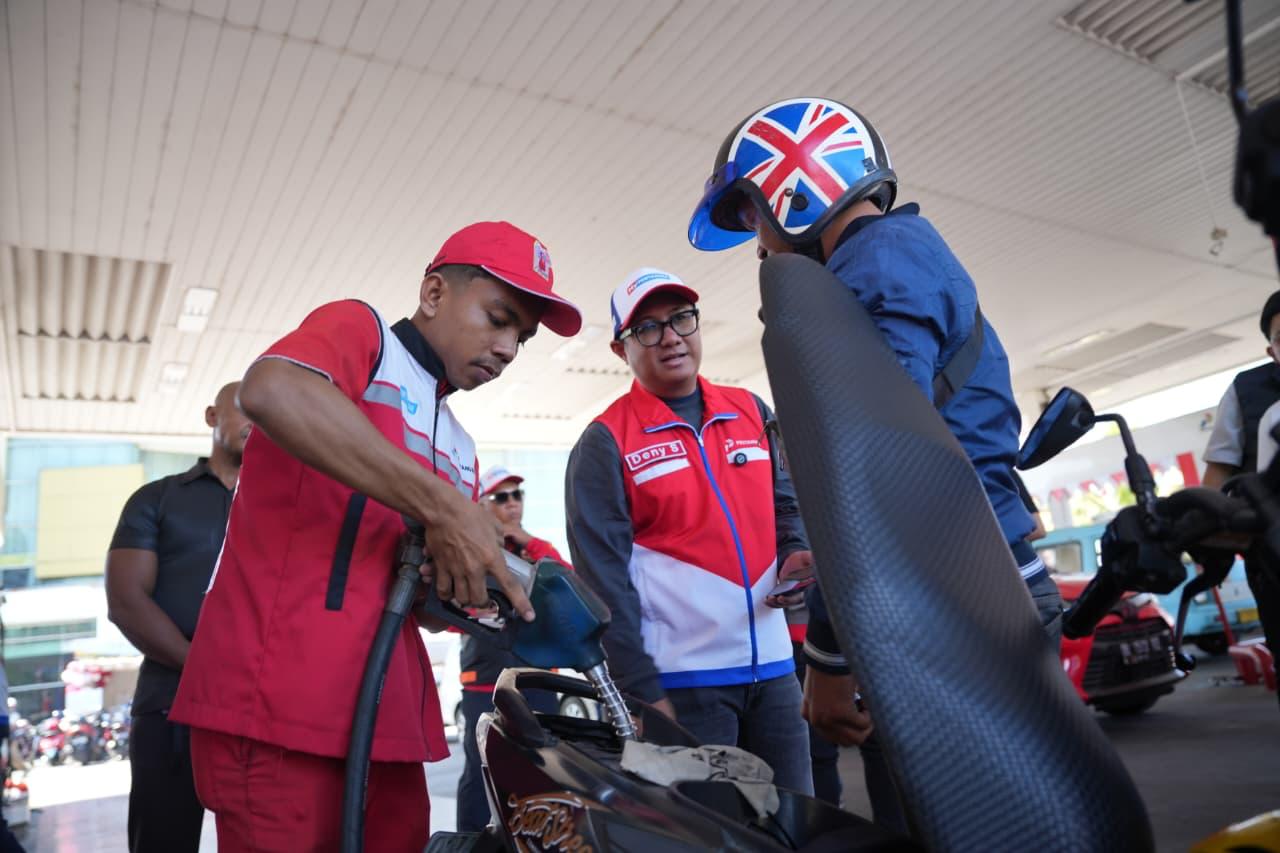 Pertamina Sulawesi Semarakkan HUT ke-81 RI melalui Fun Riding dan Bakti Sosial