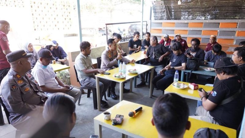 Kapolres Parepare AKBP Phunky Mahendra Borniawan Silaturahmi dengan Jurnalis, Bangun Sinergi dan Komunikasi