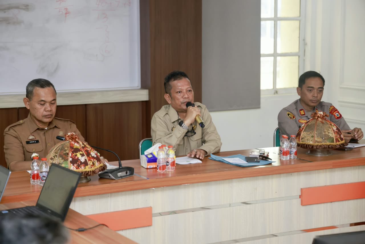 Sigap Hadapi Dampak El Nino, Sekda Barru Pimpin Rakor Lintas Sektoral
