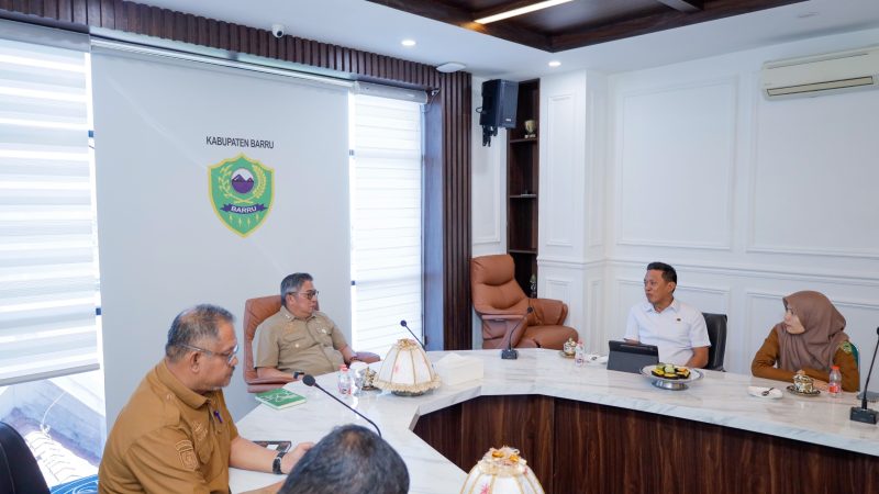 Dari Kantor Bupati Barru, Abustan Ikuti RDP DPR RI Bahas Aset, Reforma Agraria & Lahan Sawah