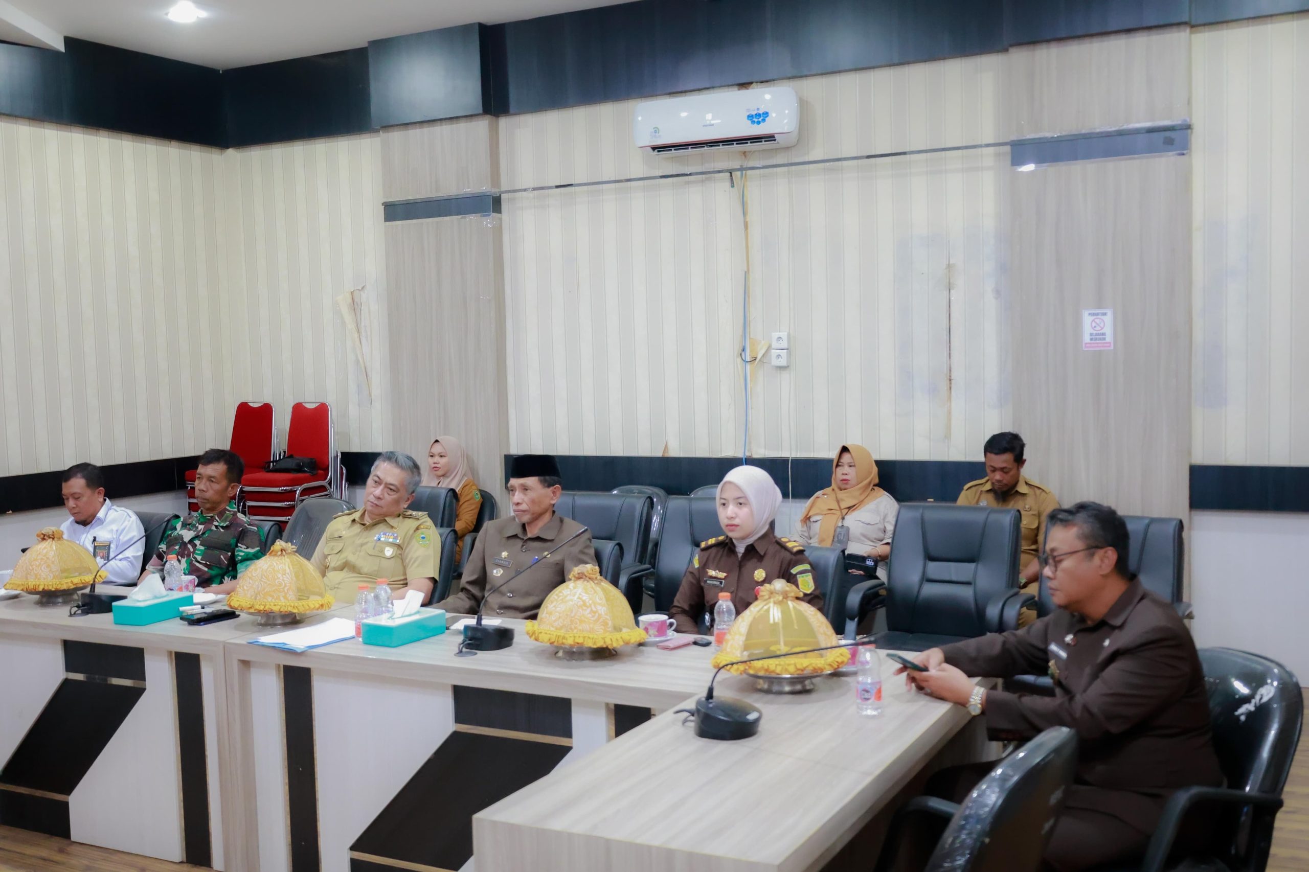 Wakil Bupati Barru Ikuti Rapat Monev Pengawasan Penyaluran BBM Bersubsidi Dipimpin Gubernur Sulsel