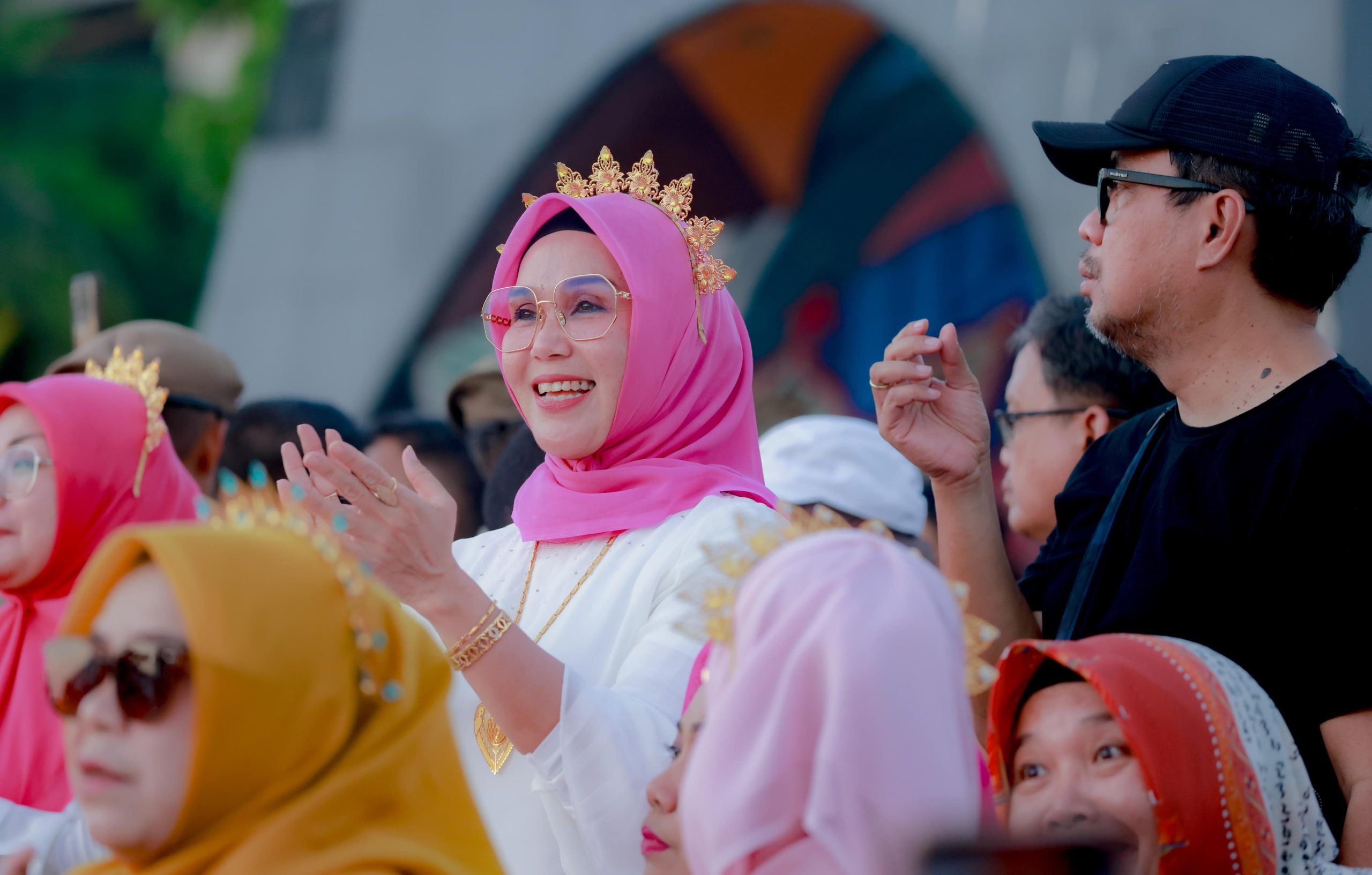 Barru Pride Tampil Memukau di Makassar, Bupati Andi Ina: Perkenalkan Budaya Buka Peluang Pariwisata