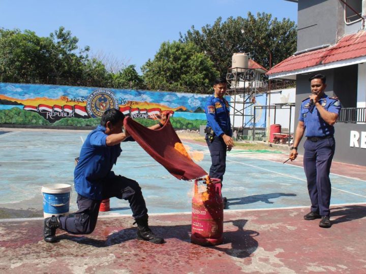 Lapas Parepare Tingkatkan Kesiapsiagaan melalui Pelatihan Mitigasi Bencana Kebakaran