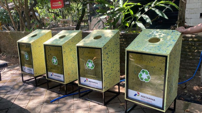 Pertamina Sulawesi melalui IT Makassar Olah Limbah Plastik Segel Tangki Menjadi Produk Bernilai Guna dan Ekonomi