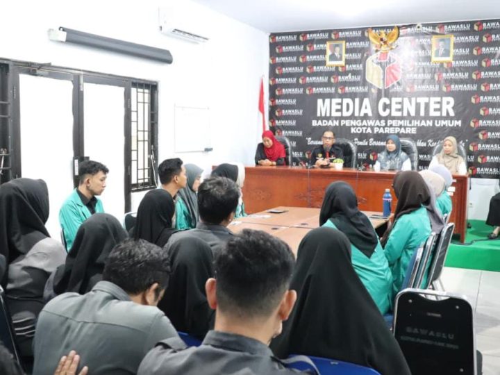 Bawaslu Parepare Sambut 11 Mahasiswa PPL IAIN, Jadi Ruang Belajar Kepemiluan