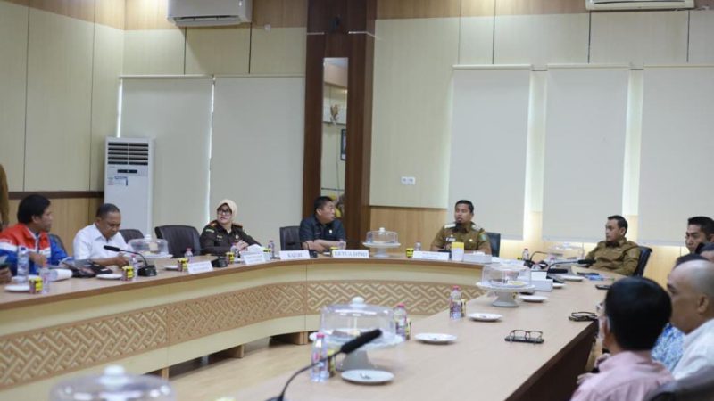 Antrean BBM Masih Terjadi, Wali Kota Parepare Minta Pertamina Tambah Kuota BBM