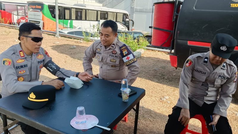 Sidokkes Polres Parepare Siaga Dukung Pengamanan Laga PSM vs Persita