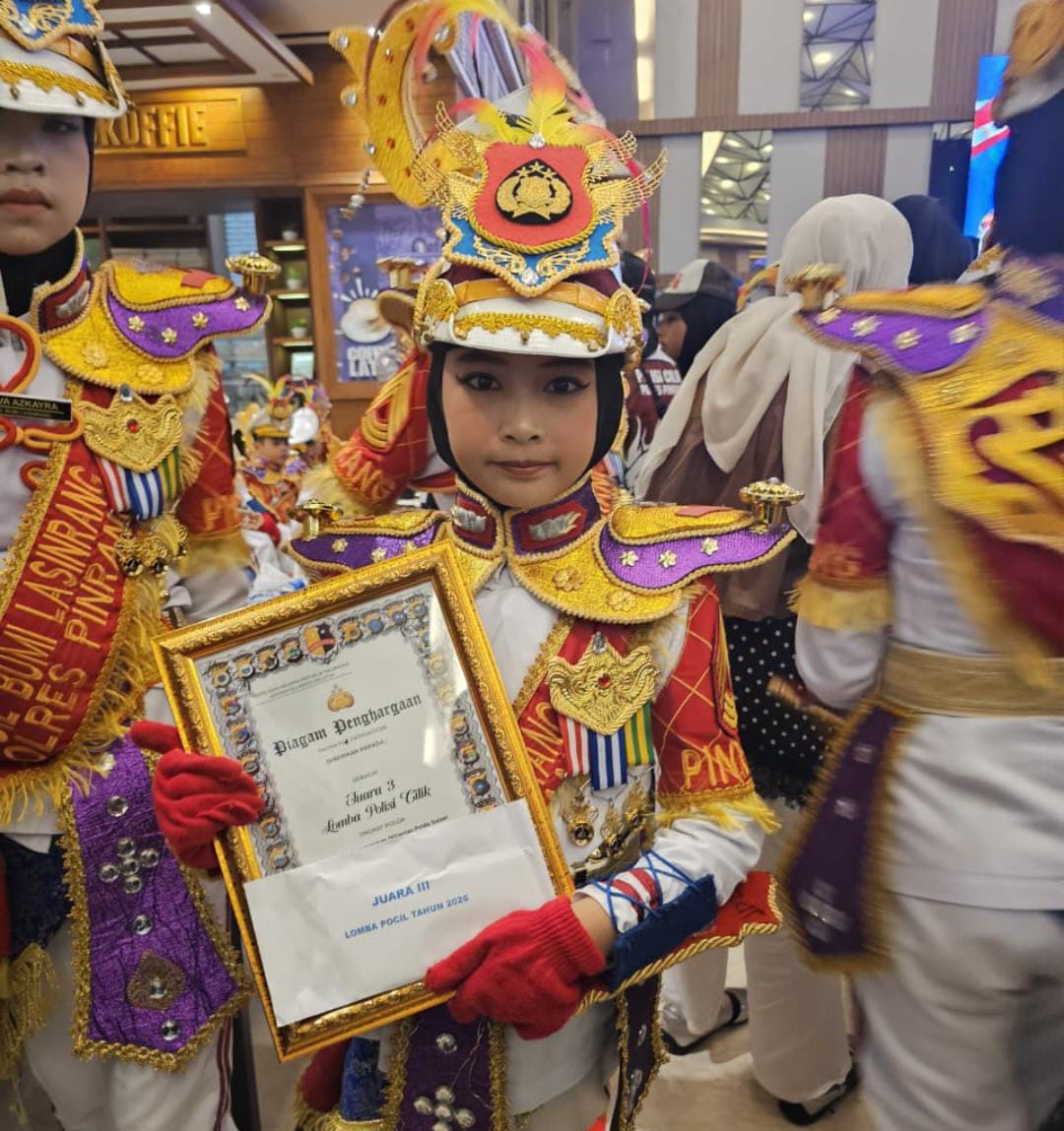 Pocil Bumi Lasinrang Juara 3 Tingkat Polda Sulsel, Qiandra Kharunnisa Ramadhani Siswi SDN 8 Pinrang Ikut dalam Barisan