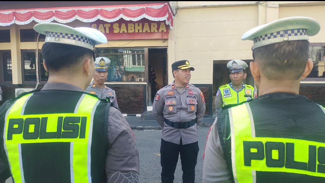 Bukan Sekadar Mengatur Jalan, Waka Polres Parepare Tekankan Teguran Edukatif kepada Pengendara