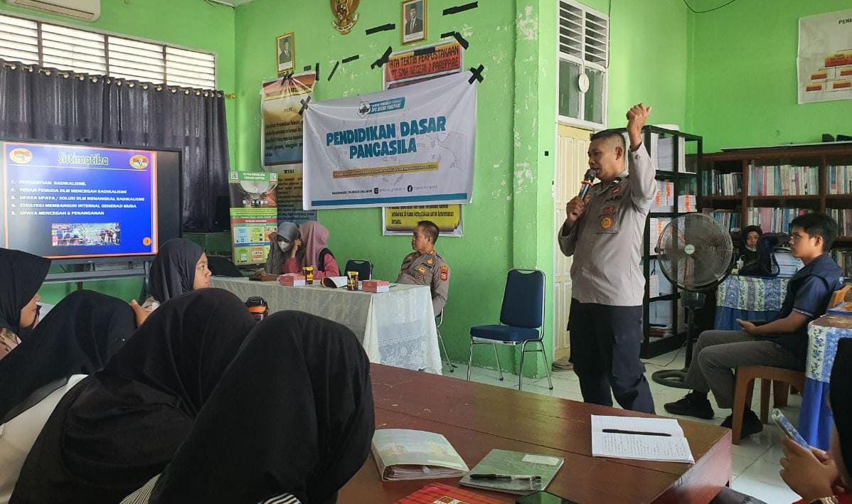 Polres Parepare Bekali Siswa SMAN 2 Cara Menangkal Radikalisme di Era Digital