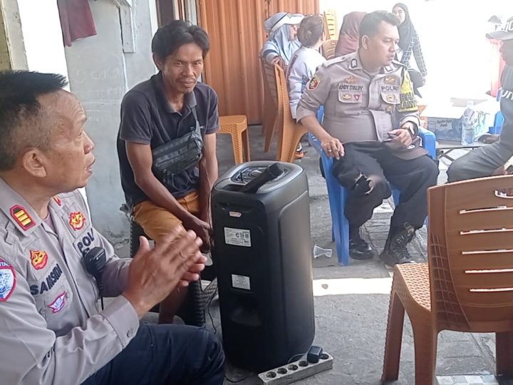 Kanit Lantas Polsek Ujung Ajak Warga Taat Aturan Berkendara, Selalu Gunakan Helm Pelindung Kepala