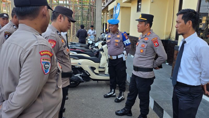 Awali Pekan Akhir September, Kapolsek Ujung Ingatkan Jajarannya Jaga Penampilan Perseorangan
