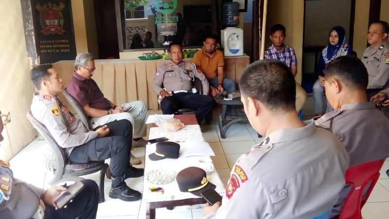 Respons Hasil Jumat Curhat, Kapolsek Ujung Tekankan Pelayanan Nyaman bagi Warga yang Mengadu
