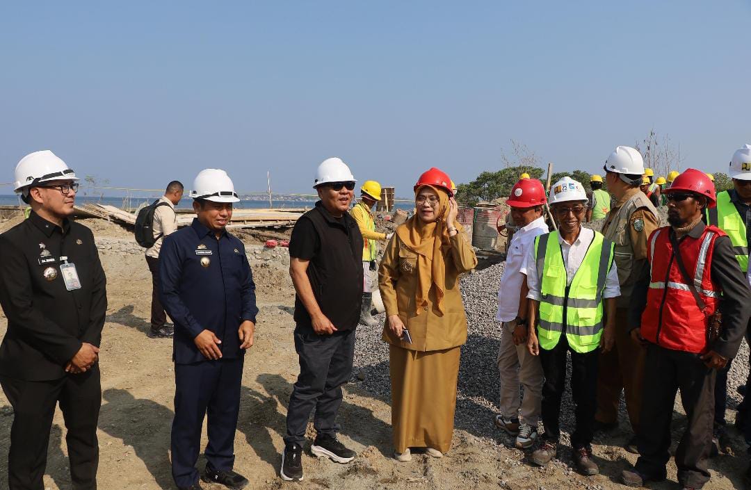 Wali Kota dan Penasihat Menteri Kunjungi Kampung Nelayan Cempae, Warga Apresiasi Perhatian Pemerintah