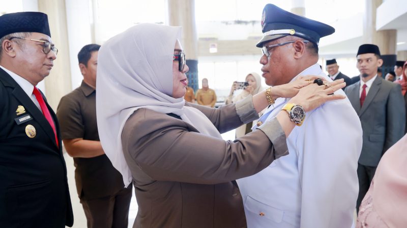 Bupati Barru Lantik Pejabat: Tegaskan Amanah, Pelayanan Cepat, dan Tanpa Diskriminasi