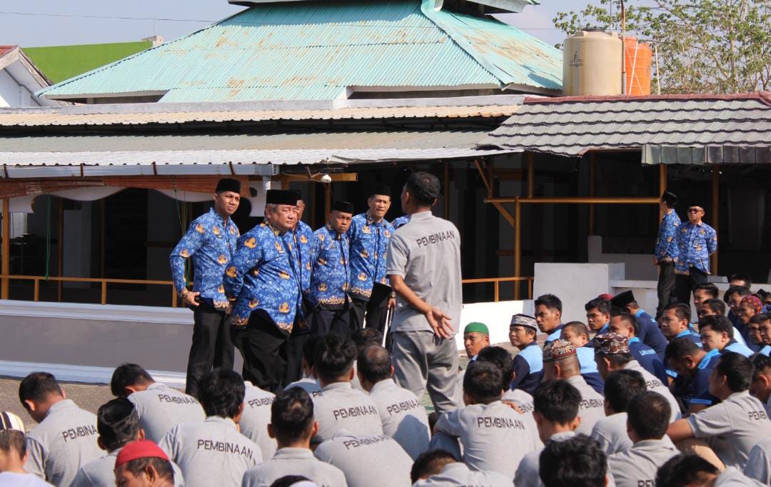 Kakanwil Ditjenpas Sulsel Pimpin Upacara Hari Kesaktian Pancasila, Sapa 500 Lebih Warga Binaan di Lapas Parepare