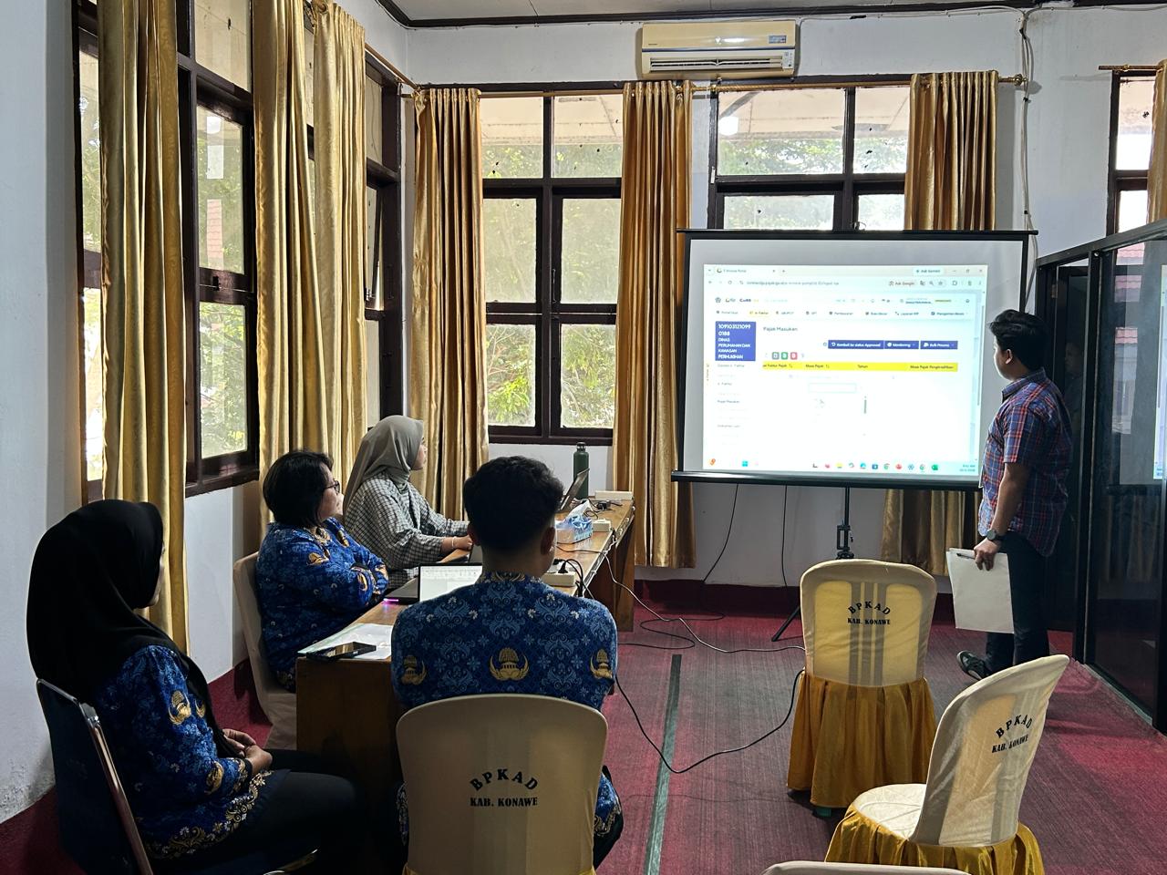 Bimtek Bendahara Konawe, KP2KP Unaaha Ingkatkan Keabsahan Siklus Transaksi Perpajakan Pemerintah