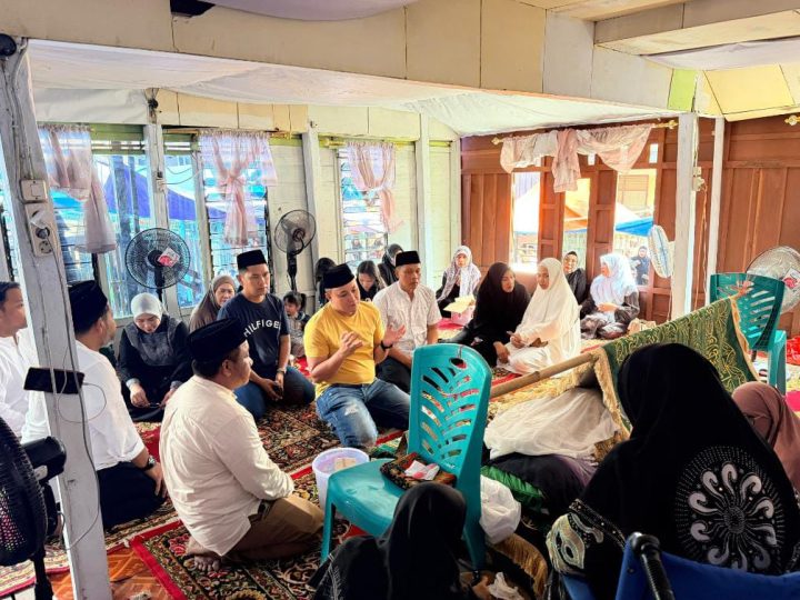 Implementasikan Polri Bersama Masyarakat, Kapolsek Ujung dan Jajaran Hadir di Rumah Duka-Berikan Pengawalan Pengantaran Jenazah