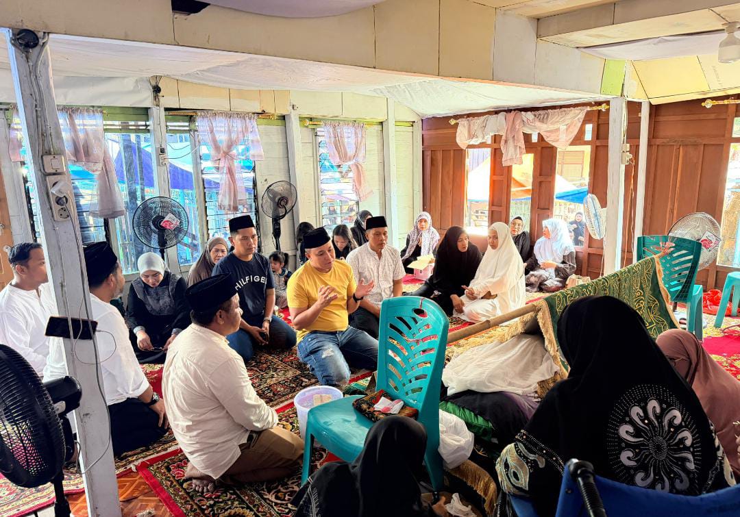 Implementasikan Polri Bersama Masyarakat, Kapolsek Ujung dan Jajaran Hadir di Rumah Duka-Berikan Pengawalan Pengantaran Jenazah