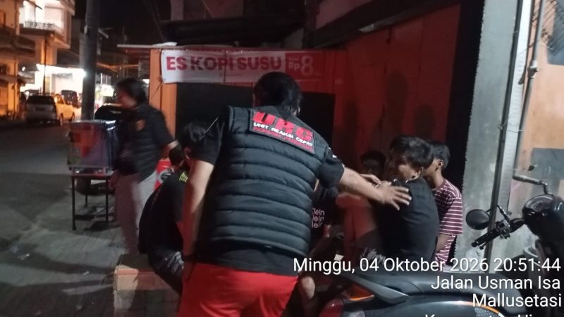 URC Resmob Turun Malam di Parepare, Kendaraan Parkir Jadi Perhatian