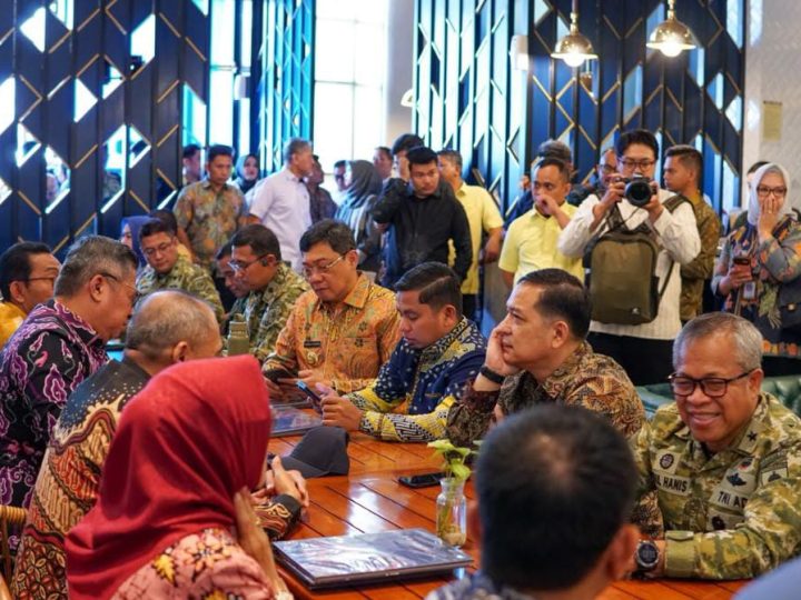 Tasming Hamid Hadiri Pertemuan Pengawasan Aset Pemda Bersama Wamendagri dan Komisi II DPR RI