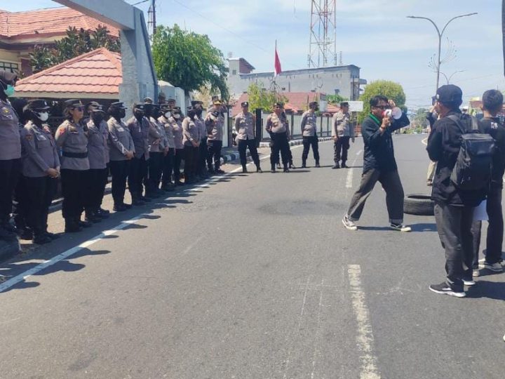 Polres Parepare Kawal Aksi HMI di DPRD, Unjuk Rasa Berakhir Kondusif