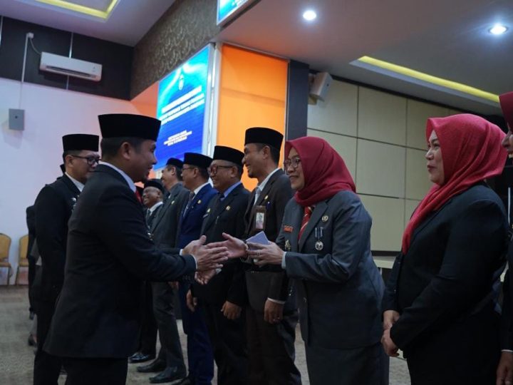Lantik 18 Pejabat Eselon II Parepare, Wali Kota Tasming Hamid Tegaskan Jabatan Bukan Sekadar Posisi