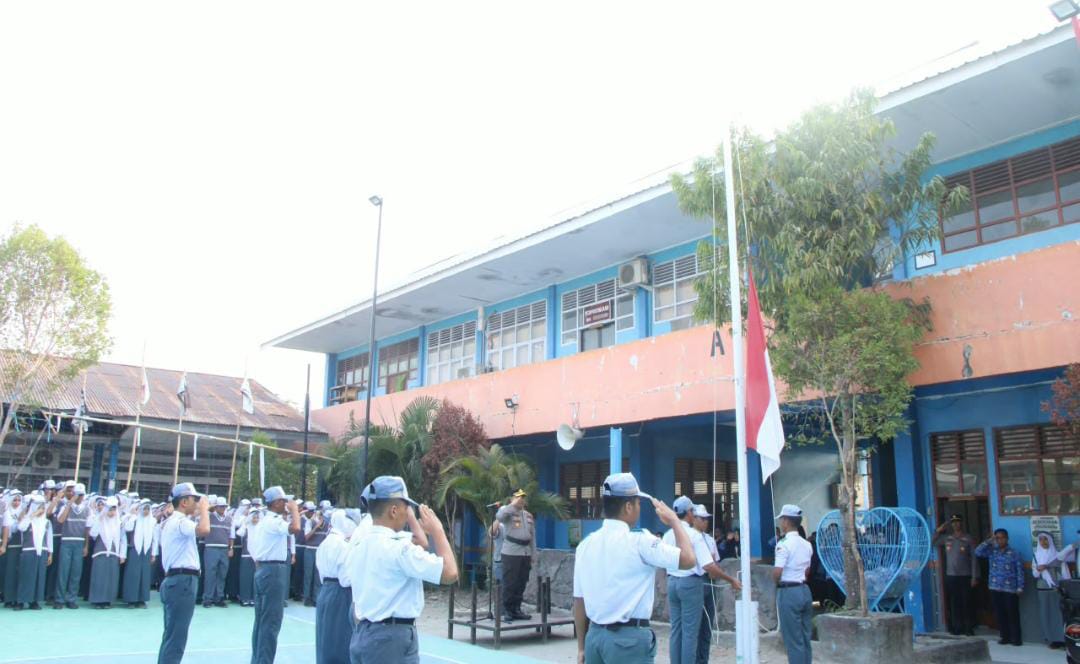 Ratusan Siswa SMAN 2 Parepare Antusias, Waka Polres Parepare Tekankan Tertib Lalu Lintas Cermin Disiplin Diri