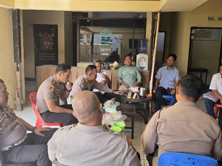 Evaluasi Pelaksanaan Program Polisi Bersama Masyarakat, Kapolsek Ujung Lakukan Anev Mingguan