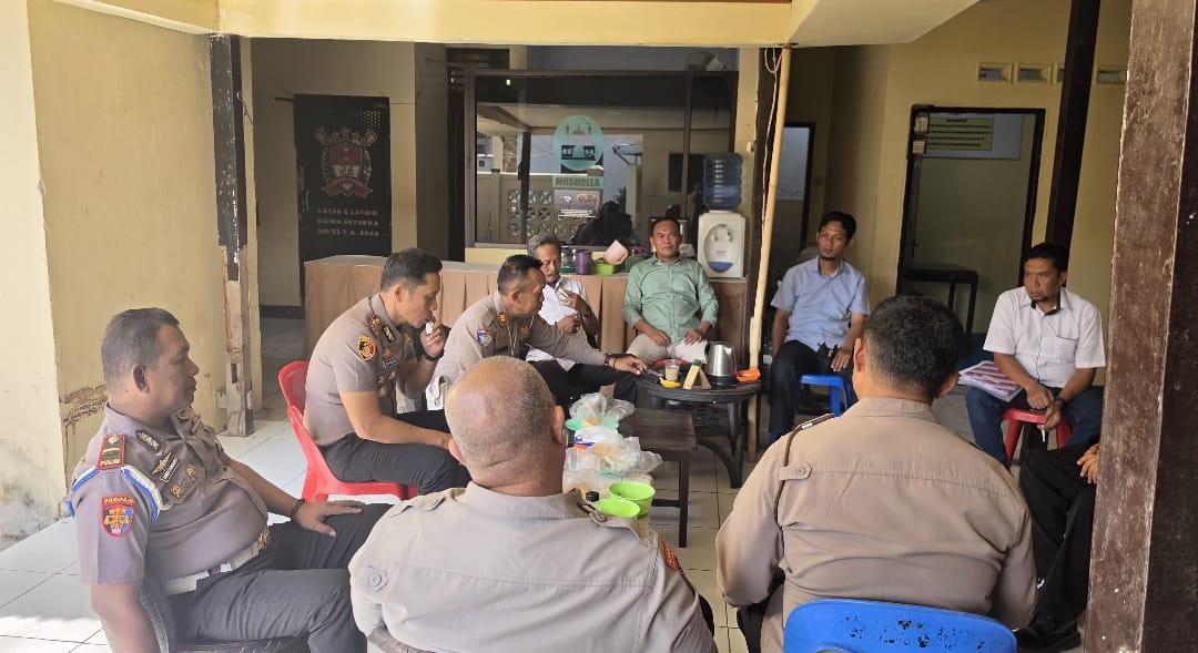 Evaluasi Pelaksanaan Program Polisi Bersama Masyarakat, Kapolsek Ujung Lakukan Anev Mingguan