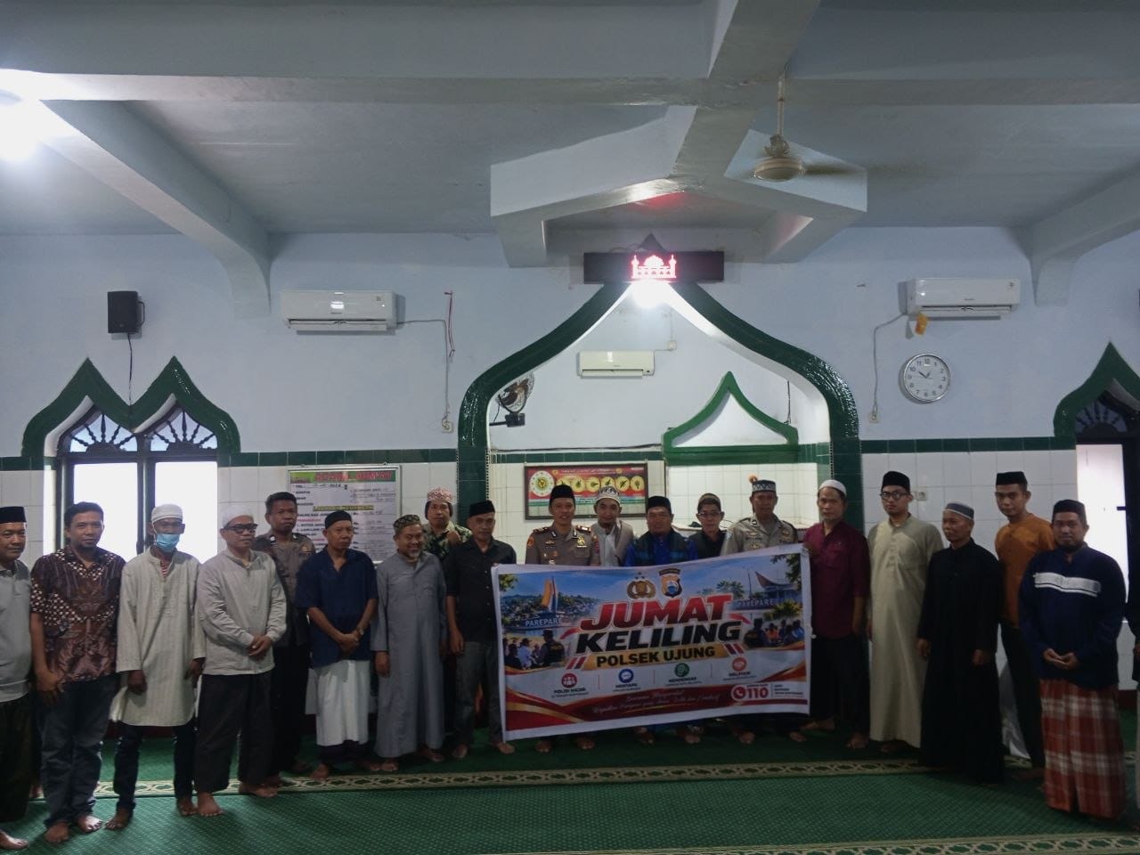 Safari Jumat Keliling di Masjid Babussalam, Kapolsek Ujung Sampaikan Tips Pencegahan Kenakalan Remaja