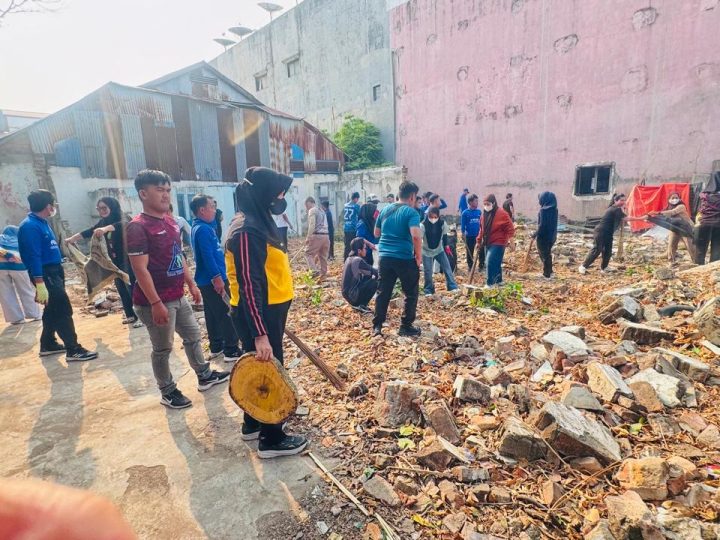 Sampah dan Ruang Publik Jadi Perhatian, Polwan Polres Parepare Bawa Pesan Lingkungan