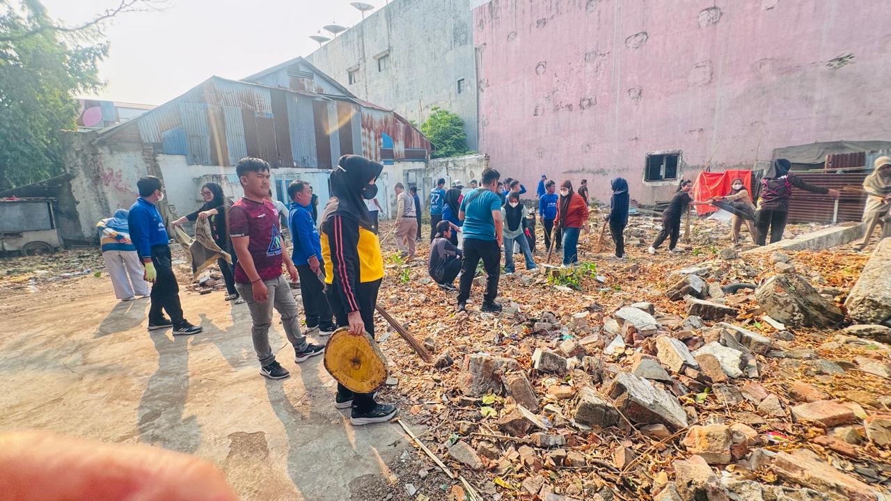 Sampah dan Ruang Publik Jadi Perhatian, Polwan Polres Parepare Bawa Pesan Lingkungan